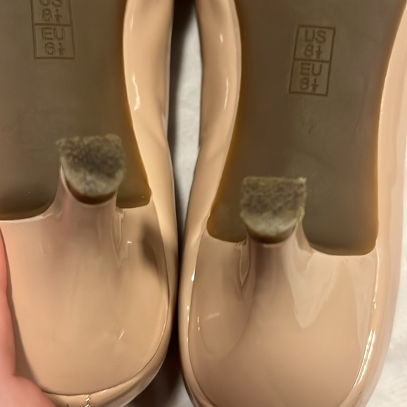 Aerosoles Nude Beige Pumps, 8.5, Patent Leather, Pointed Toe - Picture 8 of 10